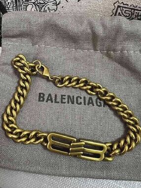 Balenciaga Gold BB Curb chain bracelet
